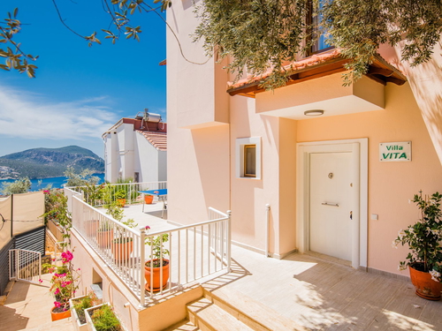  gece  -  Kasım
  | Kalkan Merkezde Deniz Manzaralı Jakuzili Villa (6 Kişilik, Özel Havuzlu)